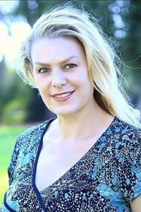 Monica Staggs as Connie in Once Upon a Time... in Hollywood (07/2019)