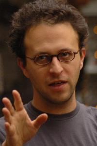 Jake Kasdan as Executive Producer in Season 1 (09/2011)
