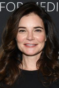 Betsy Brandt as Marie Schrader in Season 1 (01/2008)