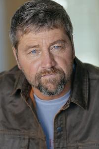 Chris Mullinax as Chuck in The Best Man (04/2023)