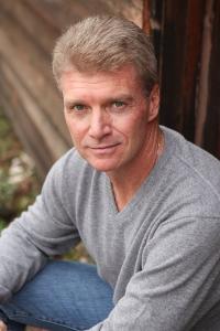 Hugh Aodh O'Brien as Utility Stunts in Scream 2 (12/1997)