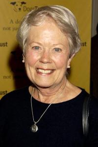 Annette Crosbie as Granny in Into the Woods (12/2014)