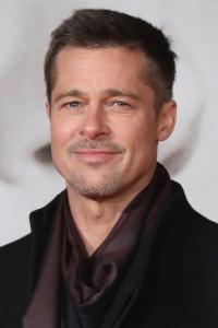 Brad Pitt as Mickey O'Neil in Snatch (09/2000)