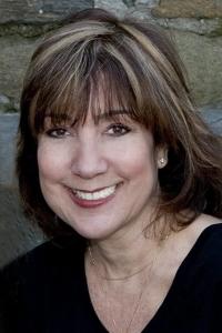 Sherry Lynn as Additional Voices (voice) in Cloudy with a Chance of Meatballs (09/2009)