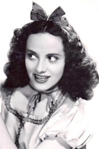 Adriana Caselotti as Singer at Martini's (uncredited) in It's a Wonderful Life (12/1946)