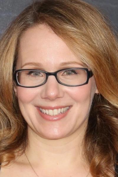 Dana Fox profile image