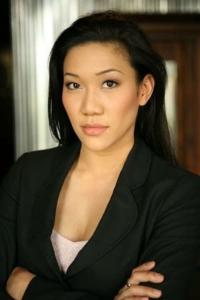 Amy Le as Chinese Waitress (uncredited) in Looper (09/2012)