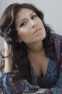 Lizeth Hutchings as Smuggled Woman in Jack Reacher: Never Go Back (10/2016)