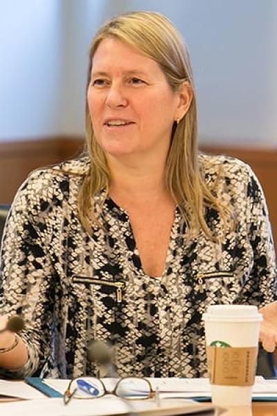 Lyn Pinezich profile image
