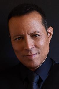 Yancey Arias as Agent Johnson in Live Free or Die Hard (06/2007)