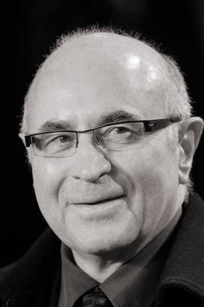 Bob Hoskins profile image