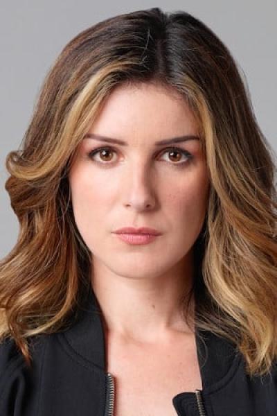 Shenae Grimes-Beech profile image