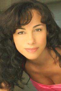 Jackeline Olivier as Additional Voices (voice) in Rio 2 (03/2014)