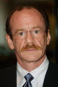 Michael Jeter as Arnie in The Money Pit (03/1986)
