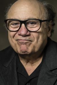 Danny DeVito as Harry Wormwood / Narrator (voice) in Matilda (08/1996)