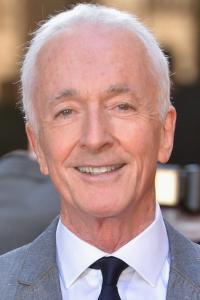 Anthony Daniels as C-3PO in Return of the Jedi (05/1983)