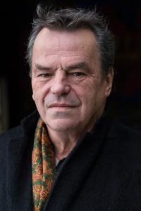 Neil Jordan as Screenplay in Marlowe (02/2023)