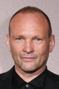 Andrew Howard as 'Bad' Frank Phillips in Hatfields & McCoys (05/2012)