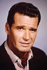 James Garner as Hendley 'The Scrounger' in The Great Escape (07/1963)