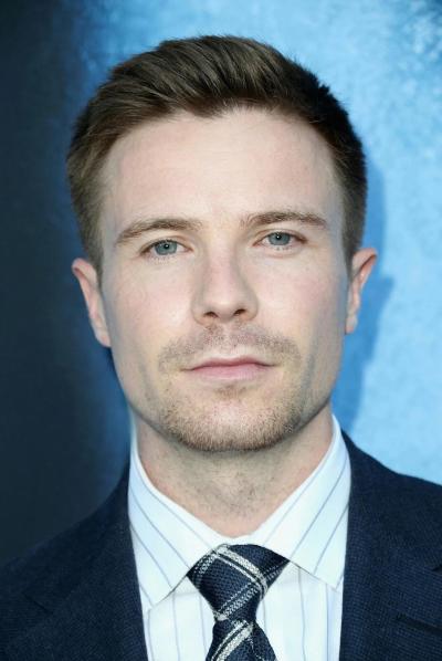 Joe Dempsie profile image