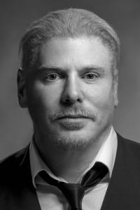 Skip Woods as Screenplay in A Good Day to Die Hard (02/2013)