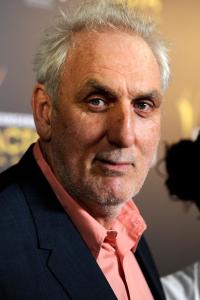 Phillip Noyce as Director in Clear and Present Danger (08/1994)