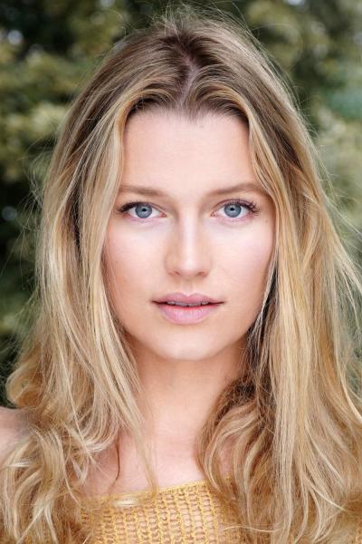 Jessica Madsen profile image