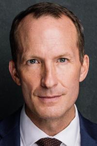 Ian Lyons as Miss Crane's Boyfriend in The Holdovers (10/2023)