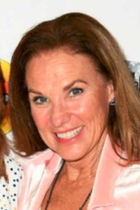 Jackie Gonneau as Additional Voices (voice) in Cloudy with a Chance of Meatballs 2 (09/2013)
