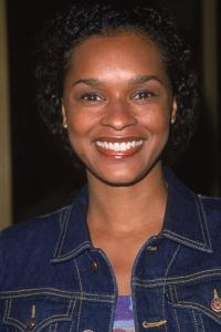 Victoria Dillard as Betty Shabazz in Ali (12/2001)