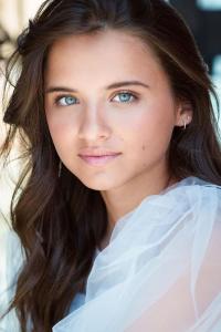 Madeleine McGraw as Young Hope in Ant-Man and the Wasp (07/2018)