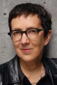 Annie Normandin as Visual Effects Producer in Season 2 (09/2020)