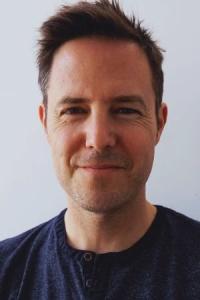 Jason Knight as Casting in Single All the Way (12/2021)