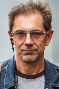 Jean-Christophe Magnaud as Special Effects Coordinator in The Bourne Identity (06/2002)
