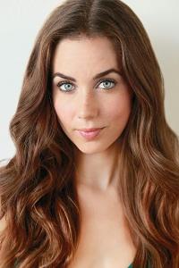 Lyndon Smith as Hannah Ross in National Treasure: Edge of History (12/2022)