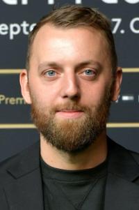 Gustav Möller as Executive Producer in The Guilty (09/2021)