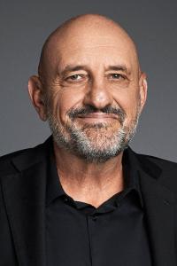 Gabriel Goity as Matías Zambrano in Season 1 (10/2022)