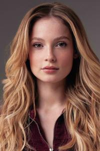Hannah Dodd as Francesca Bridgerton in Bridgerton (12/2020)