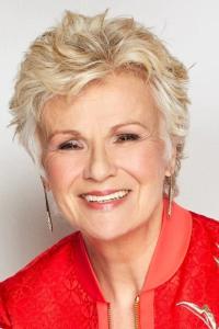 Julie Walters as Molly Weasley in Harry Potter and the Prisoner of Azkaban (05/2004)