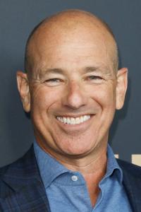 Howard Gordon as Executive Producer in Season 8 (01/2010)