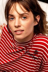 Maya Hawke as Robin Buckley in Stranger Things (07/2016)