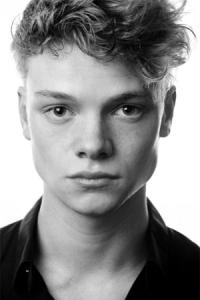 Tom Rhys Harries as Oliver Altman in Kandahar (05/2023)
