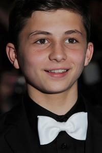 Sammy Williams as Kid in The Gentlemen (01/2020)