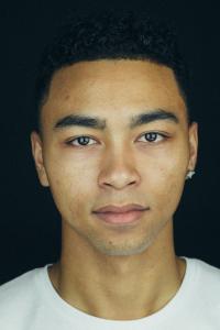 McKell David as Youth 2 in The Gentlemen (01/2020)