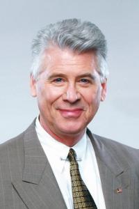 Barry Bostwick as Harold in Single All the Way (12/2021)