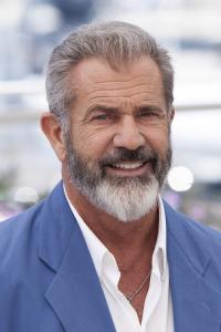 Mel Gibson as Alastair Pinch in Last Looks (01/2022)