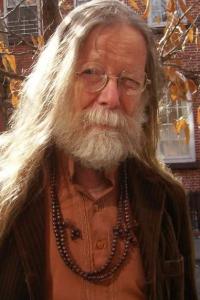 Bill Walters as Homeless Man in Chinatown (uncredited) in John Wick: Chapter 2 (02/2017)