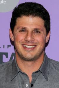 Jonathan Yunger as Producer in The Bricklayer (12/2023)