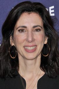 Aline Brosh McKenna as Story in Cruella (05/2021)