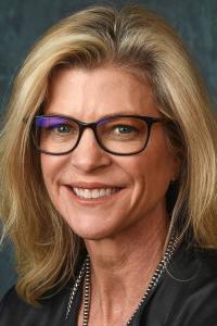 Michelle MacLaren as Co-Executive Producer in Season 3 (03/2010)